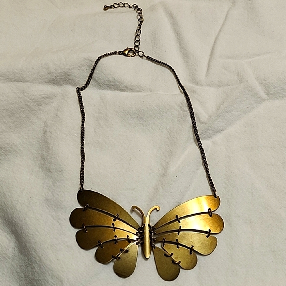Lia Sophia gold tone butterfly necklace 16 in long
